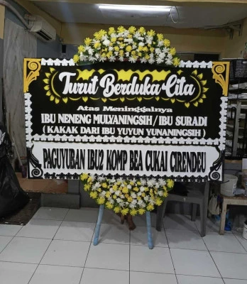 Papan Bunga di Dlangu Butuh